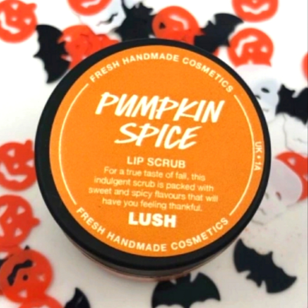 🌟3x HP🌟❇️🧚‍♀️PUMPKIN SPICE Lush Very Rare/ DISCONTINUED Lip Scrub NWT